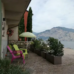 https://appartamento-la-fontanella.hotelinveneto.com